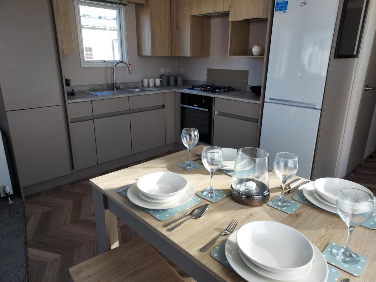Hoburne Bashley Self-Catering Holiday Home New Milton Eksteriør billede