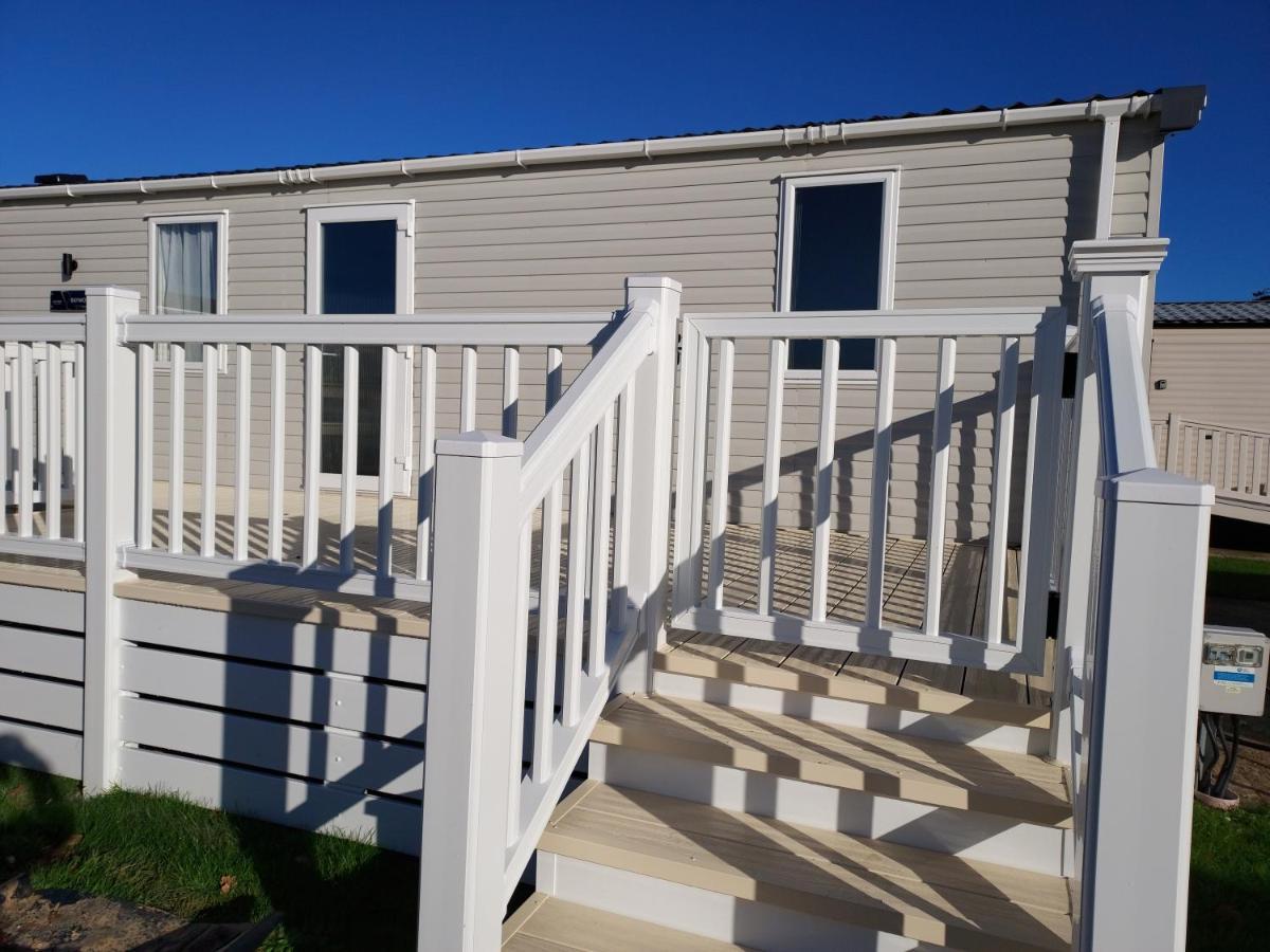 Hoburne Bashley Self-Catering Holiday Home New Milton Eksteriør billede
