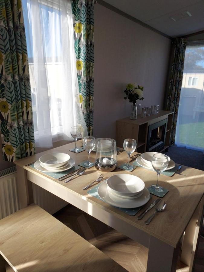 Hoburne Bashley Self-Catering Holiday Home New Milton Eksteriør billede